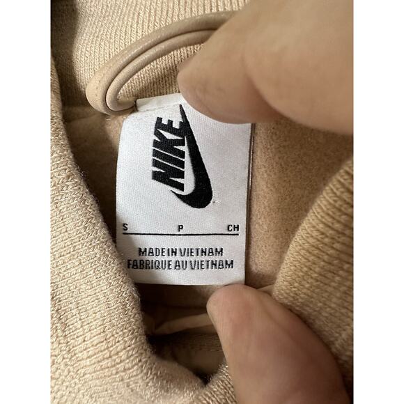 NIKE WMNS NikeLab Essentials Destroyer Varsity Jacket 908642-200 Tan WOMEN'S S - Picture 3 of 12